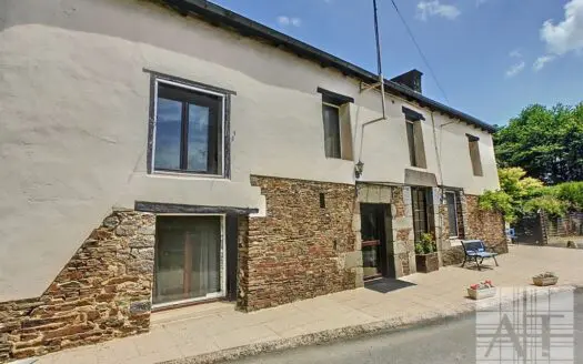Individual house for sale, 10 rooms, 207 m² – 35190